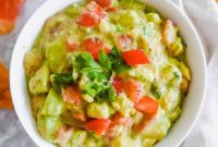 Vibrant Grapefruit Guacamole
