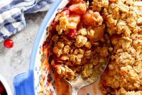 Spiced Pear Cranberry Crisp
