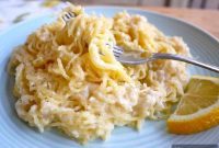 Zesty Paleo Alfredo Spaghetti Squash