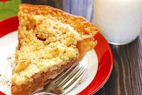 Homestyle Dutch Apple Pie