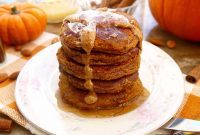 Spiced Paleo Pumpkin Pancakes
