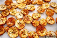 Savory Baked Paprika Garlic Plantain Crisps