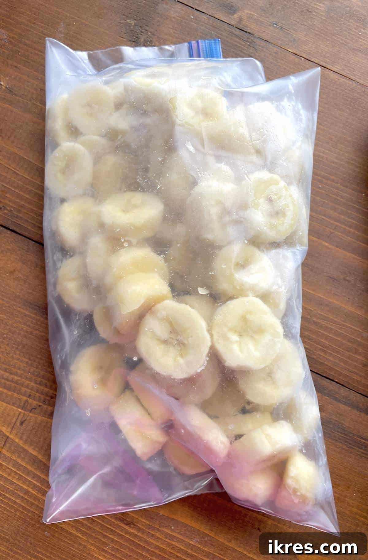 Freeze Bananas the Right Way for Smoothies 8 A bag of frozen banana slices prepped for smoothies.