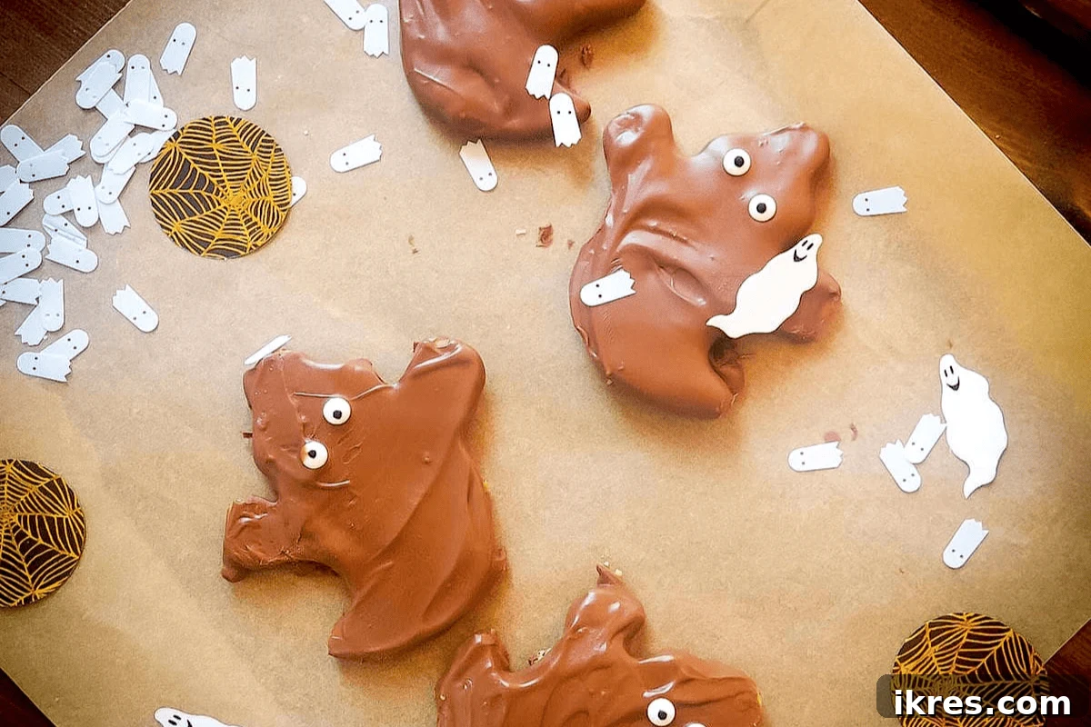 Chocolate Peanut Butter Ghosts - cute, homemade ghost-shaped treats with chocolate and peanut butter