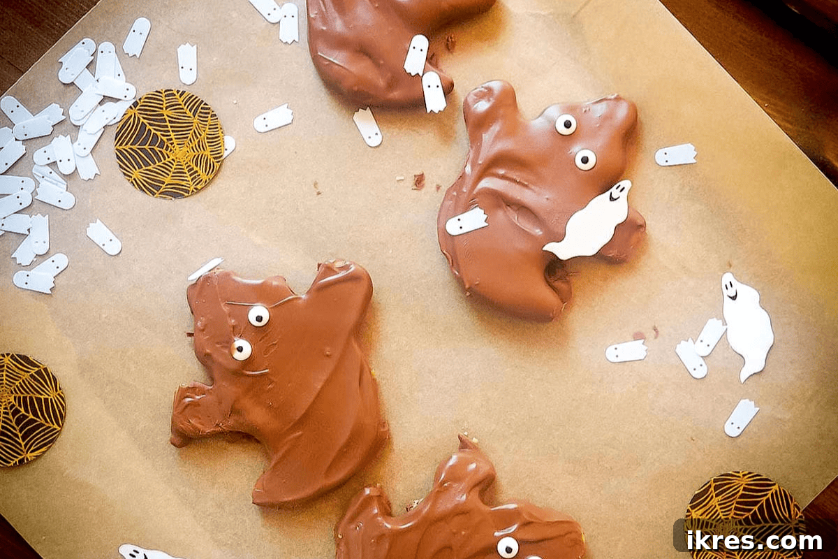 Adorable Chocolate Peanut Butter Ghosts, a sweet and easy Halloween treat for parties