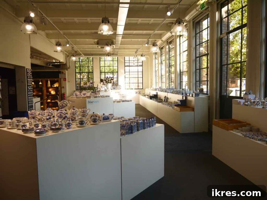 Delftware museum: History and craftsmanship of Dutch pottery | Perchance to Cook
