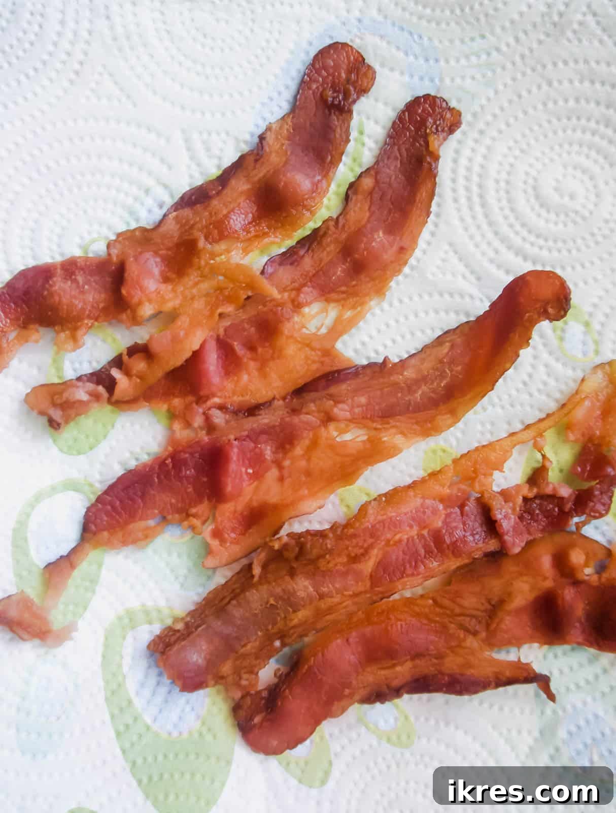 Paleo Smoky Bacon Tomato Spread 4 Step 1: Cooking bacon for Paleo Tomato Bacon Jam