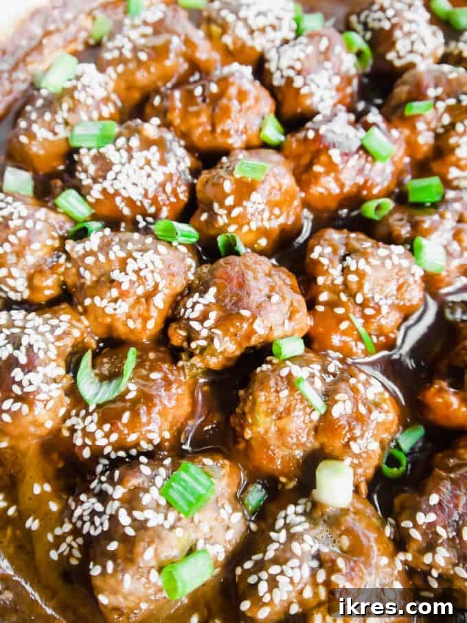 Spicy Sweet Paleo Tso Meatballs 2 General Tso Meatballs (Paleo, GF) | Perchance to Cook, www.perchancetocook.com
