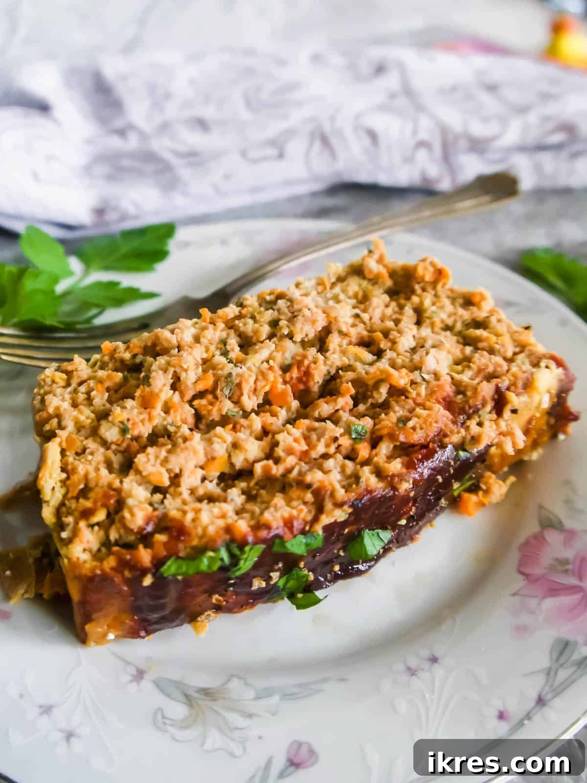 Lean Poultry Power Meatloaf 3 Sliced healthy ground chicken and turkey meatloaf, showing its moist interior.