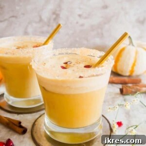 Pumpkin Spice White Russian in two cups.