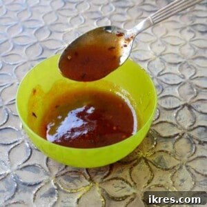 Paleo Sweet and Spicy Dipping Sauce