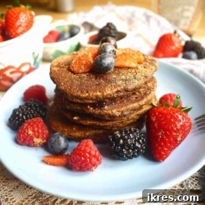 Treat your taste buds and your body to these Chocolatey Cocoa Paleo Pancakes (GF) | Perchance to Cook, www.perchancetocook.com